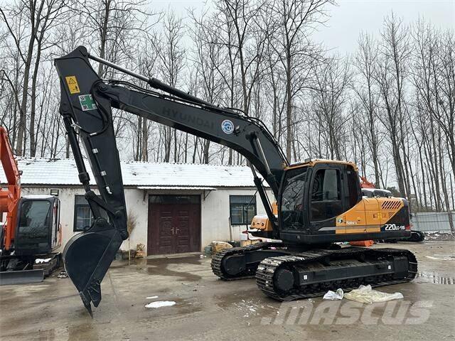 Hyundai R220LC-9S Excavatoare pe șenile
