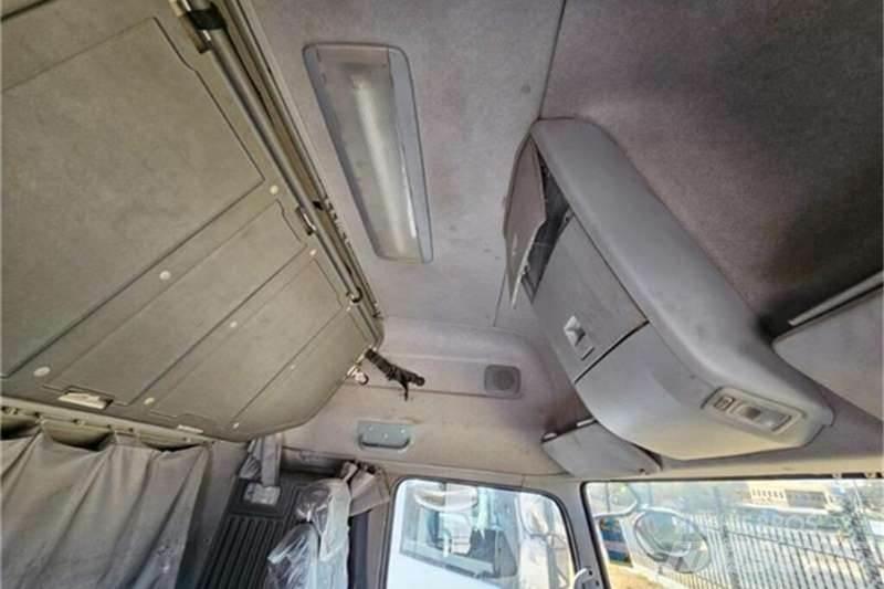 UD TRUCKS QUON Altele