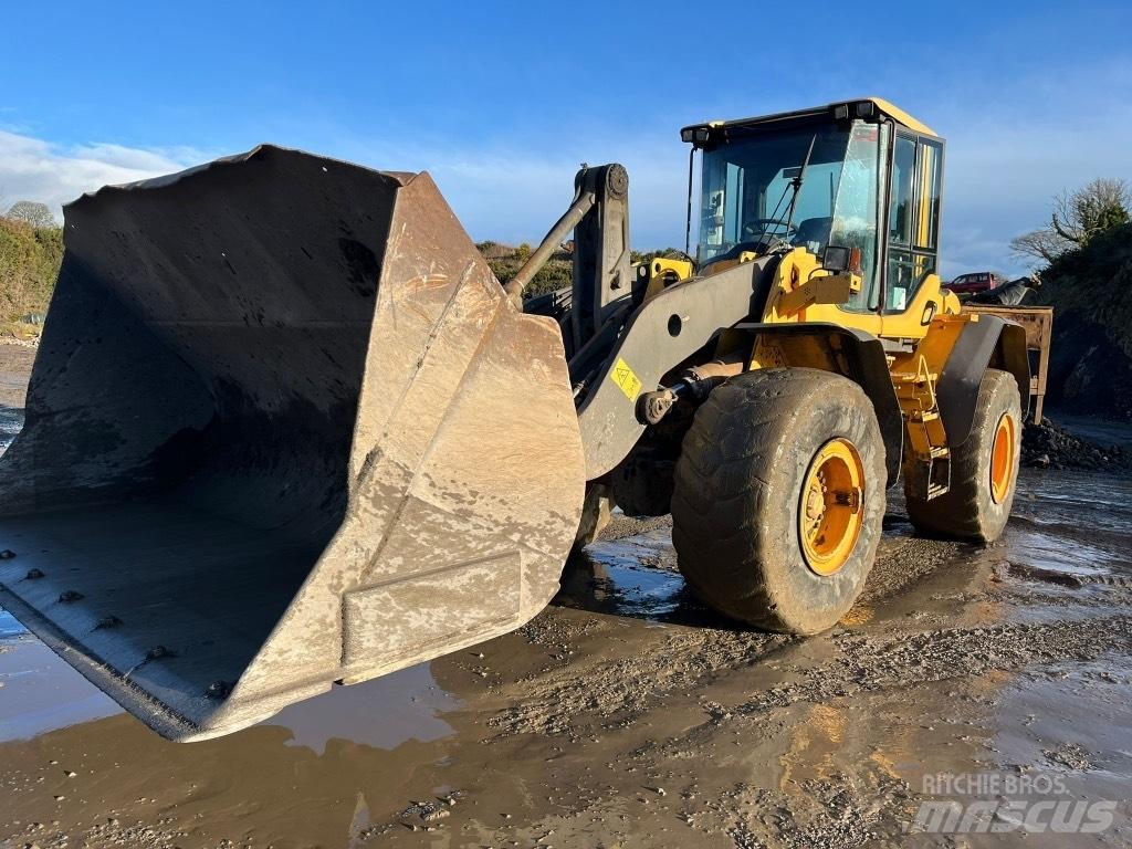 Volvo L 120 F Incarcator pe pneuri