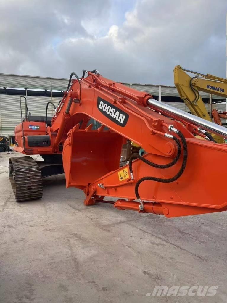 Doosan DX300LC-9C Excavatoare pe șenile
