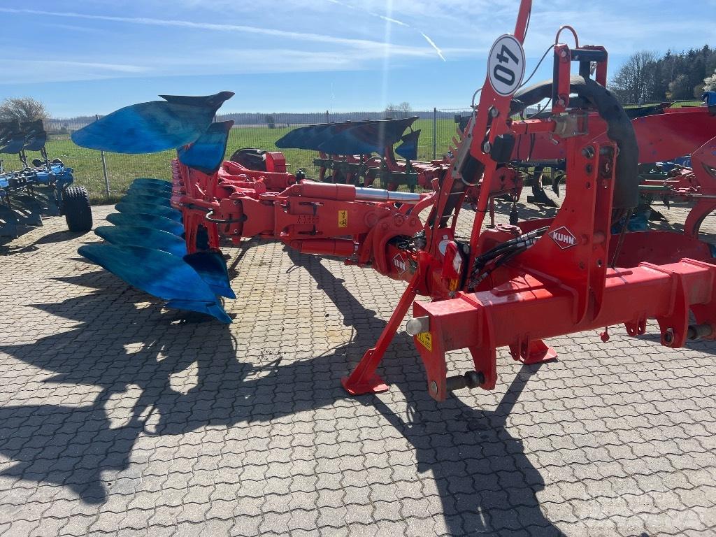 Kuhn Vari-Lander Pluguri reversibile