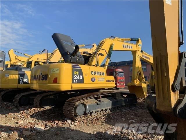 Komatsu PC 240-8 Excavatoare pe șenile
