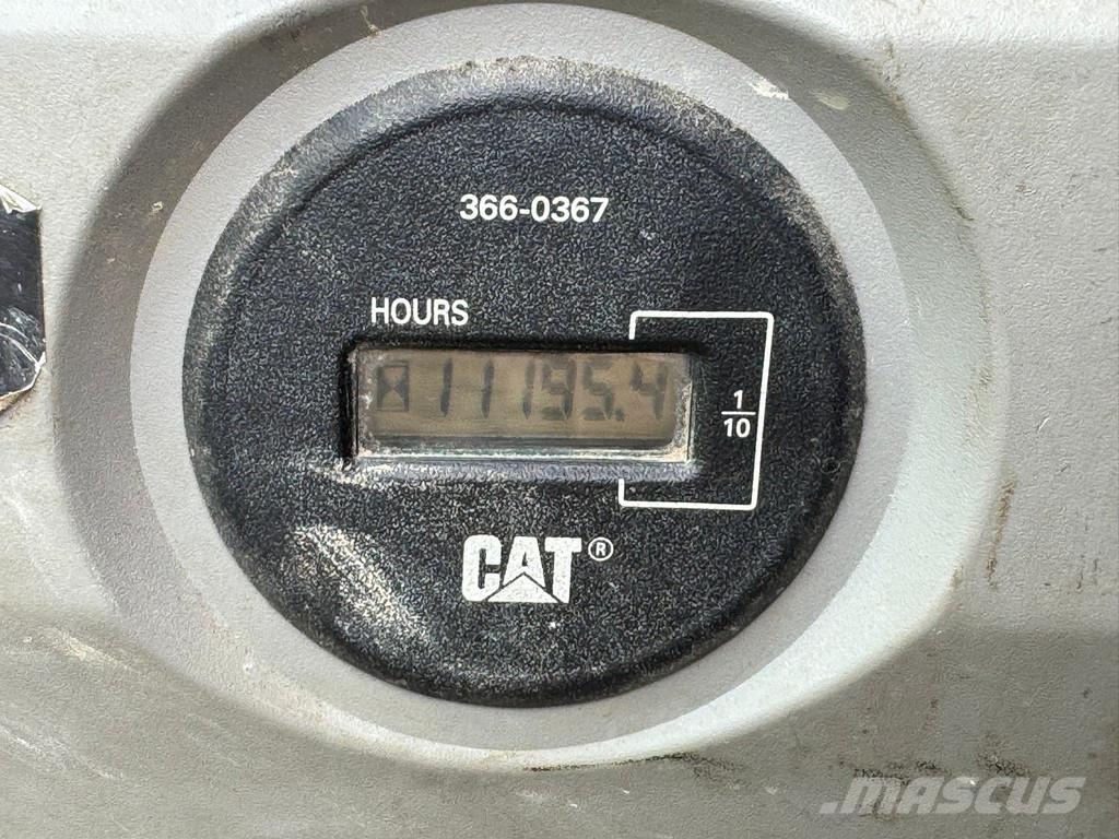 CAT 323E Excavatoare pe șenile
