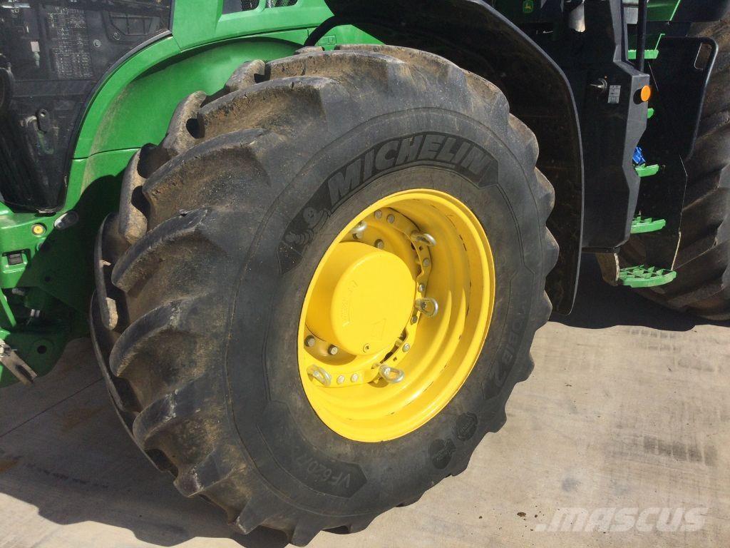 John Deere 7R310 Tractoare