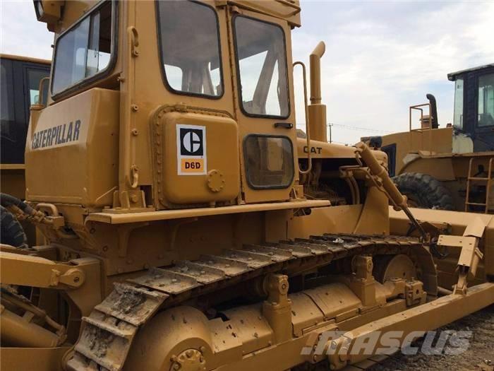 CAT D 6 D Buldozere pe senile