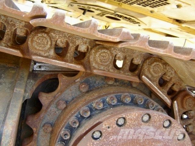 CAT 320 Excavatoare pe șenile
