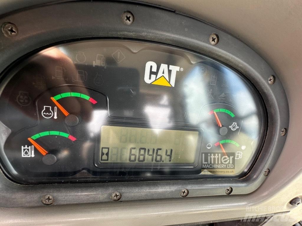 CAT 953D Încarcatoare cu excavator