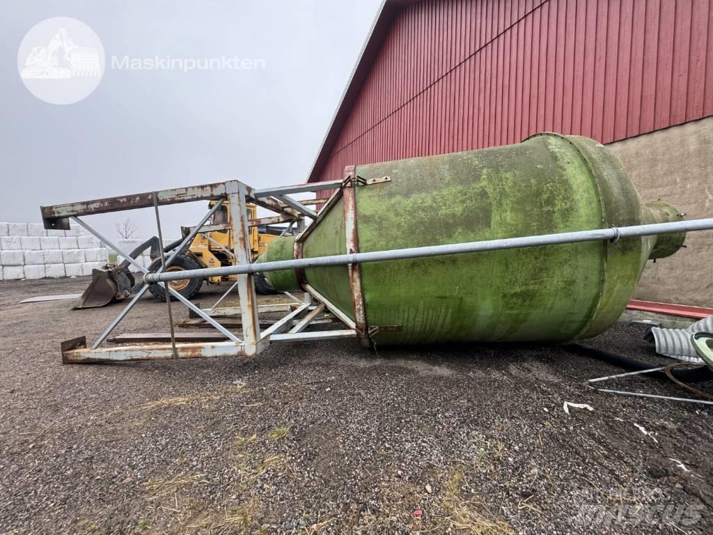  Foderbehållare 20 m3 Cisterne