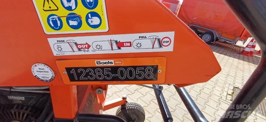 Eliet Super Prof Utilaje întreţinere terenuri - Altele