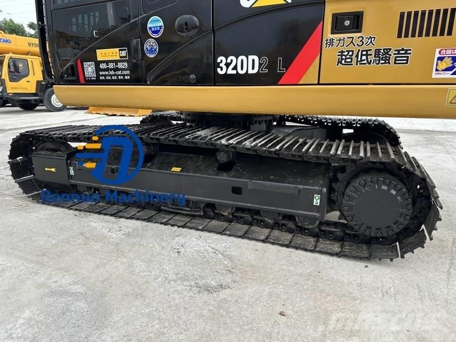 CAT 320 D2L Excavatoare pe șenile
