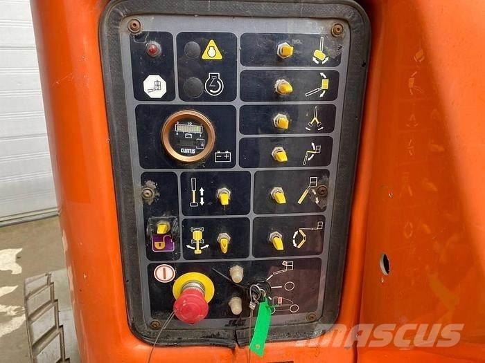 JLG E400AJP Nacele cu brat articulat