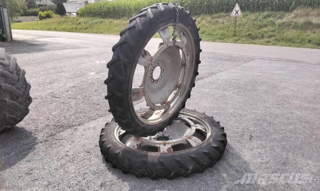 Michelin 8.3R44 Roti