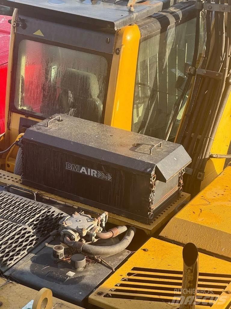 CAT M315C Excavatoare cu roti