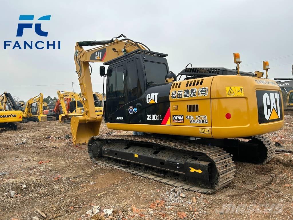 CAT 320d2 Excavatoare pe șenile
