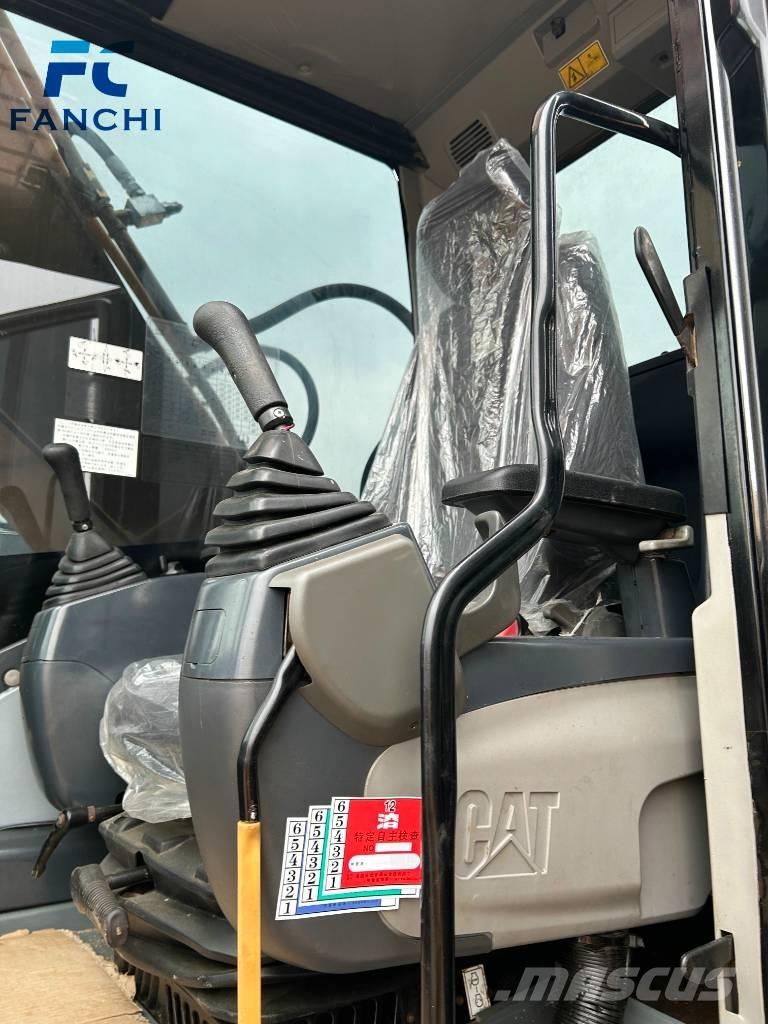 CAT 320d2 Excavatoare pe șenile
