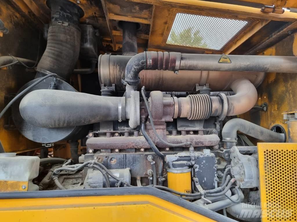 JCB 456 Z Incarcator pe pneuri