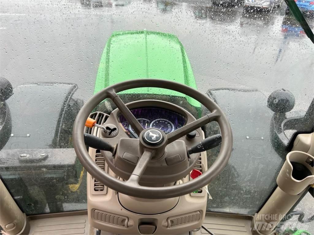 John Deere 6210R Tractoare