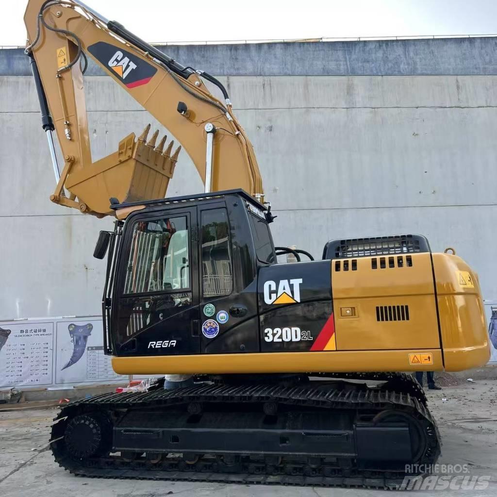 CAT 320 D2 Excavatoare pe șenile
