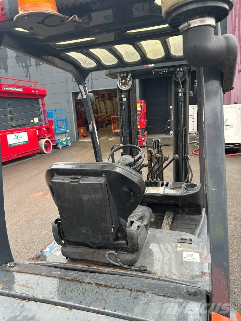 Toyota 02-8 FDF 25 Stivuitor diesel