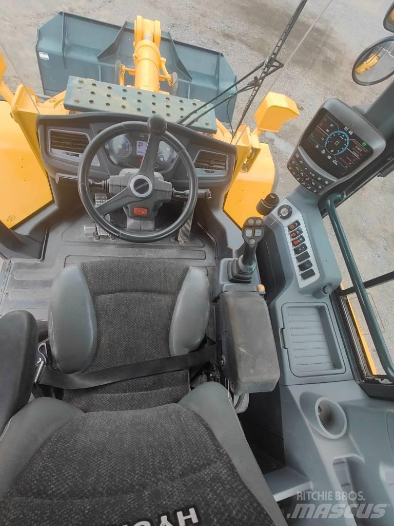 Hyundai HL 960 Incarcator pe pneuri