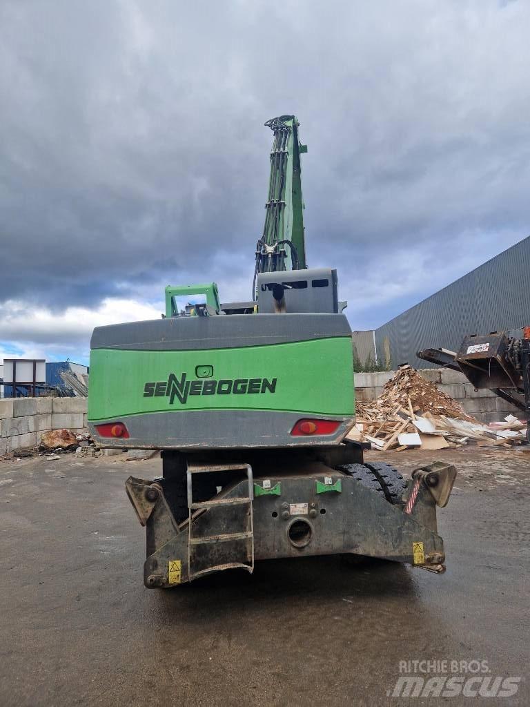 Sennebogen 821 E Excavatoare cu roti