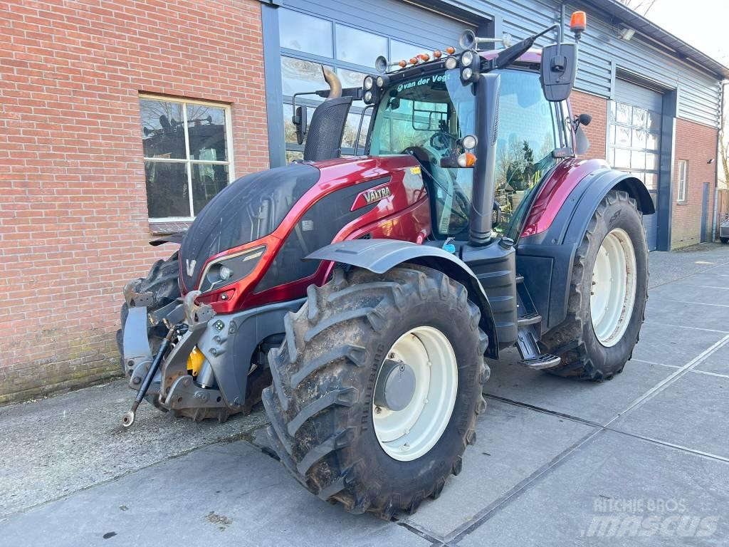 Valtra T 174 Versu Tractoare