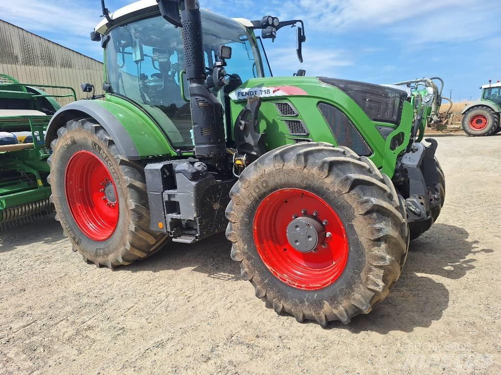 Fendt 718 Tractoare