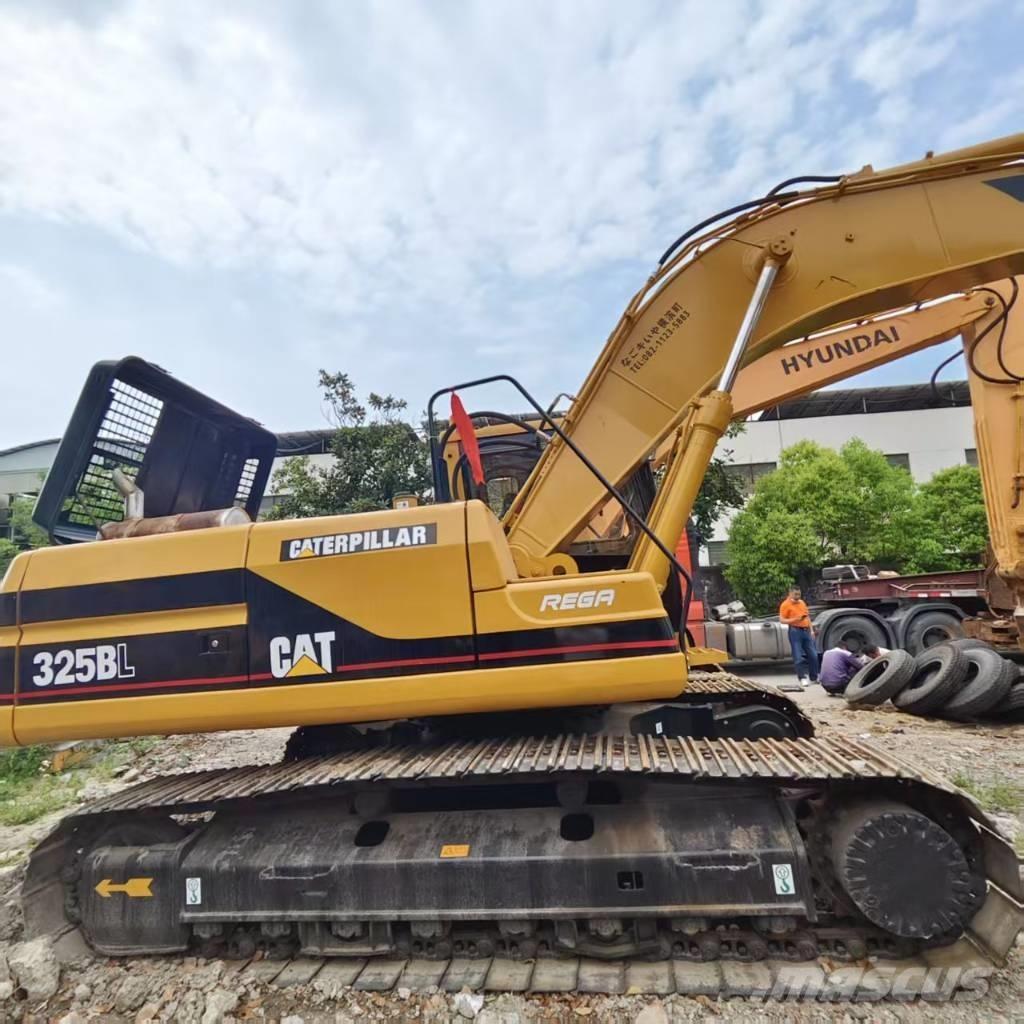 CAT 325 B L Excavatoare pe șenile
