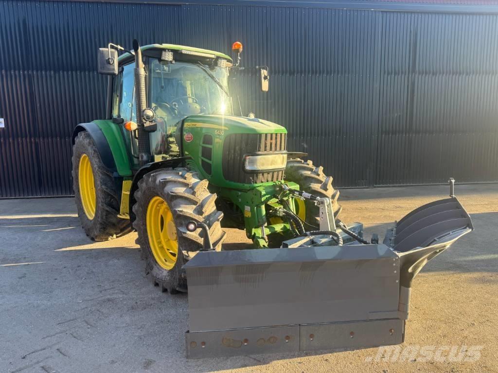 John Deere 6430 Tractoare