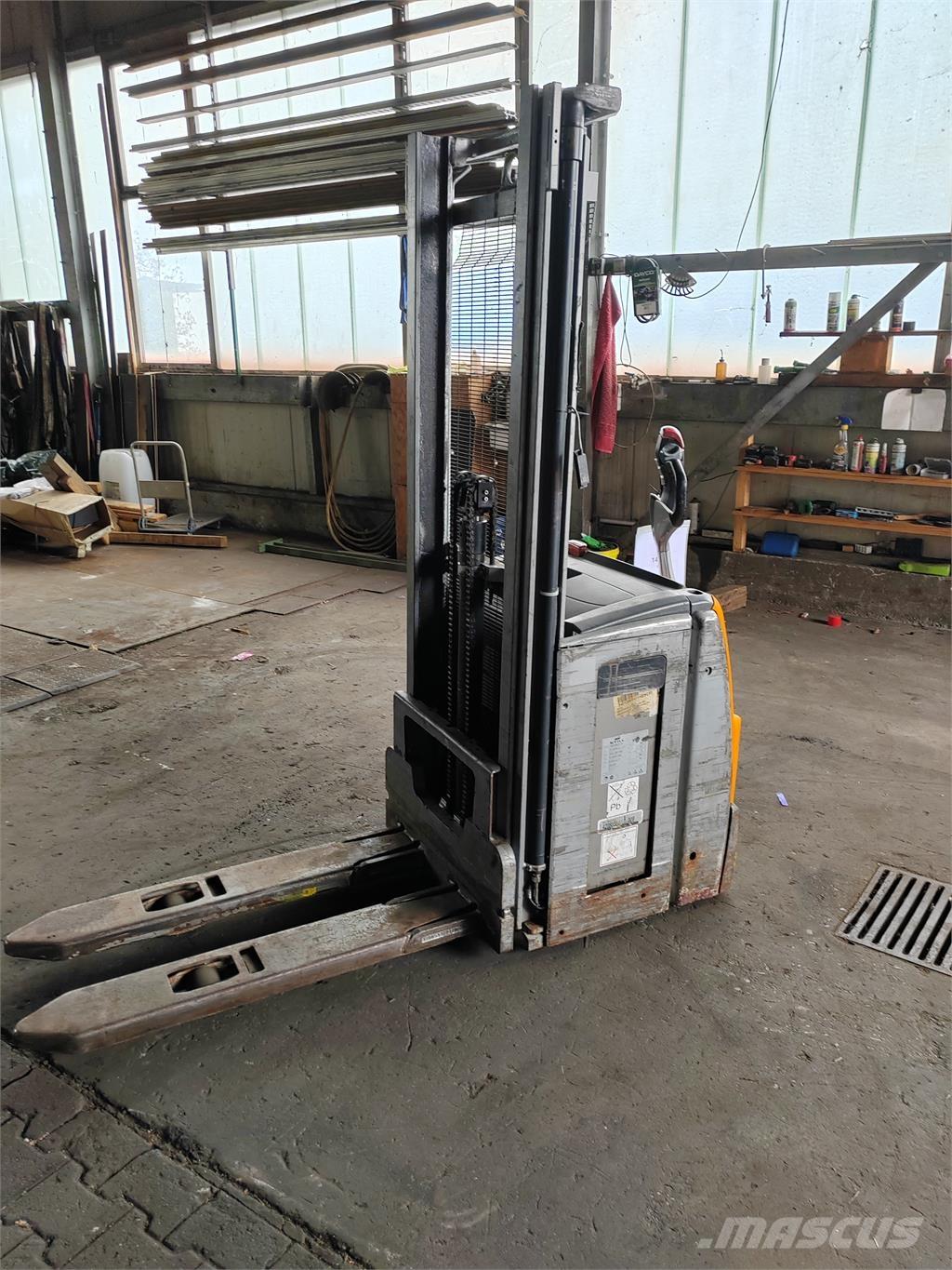 Still EXV14 Transpaleti autopropulsanti