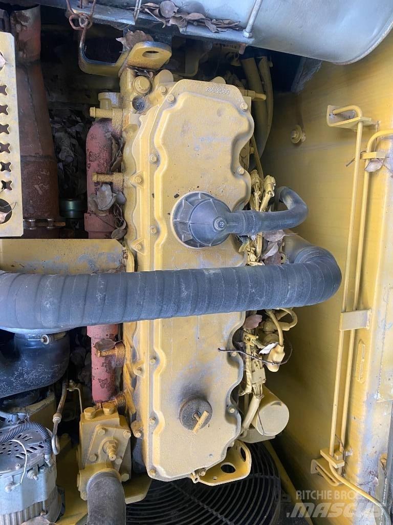 CAT 325 CL Excavatoare pe șenile
