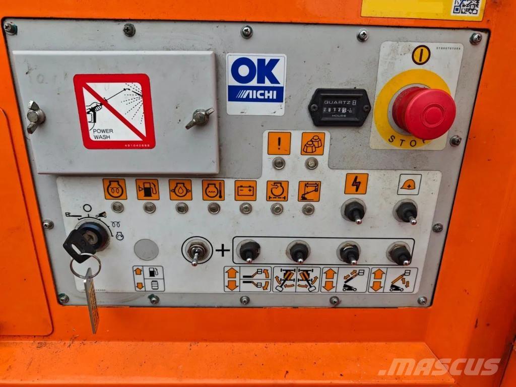 Aichi SR 21 AJ Nacele cu brat telescopic