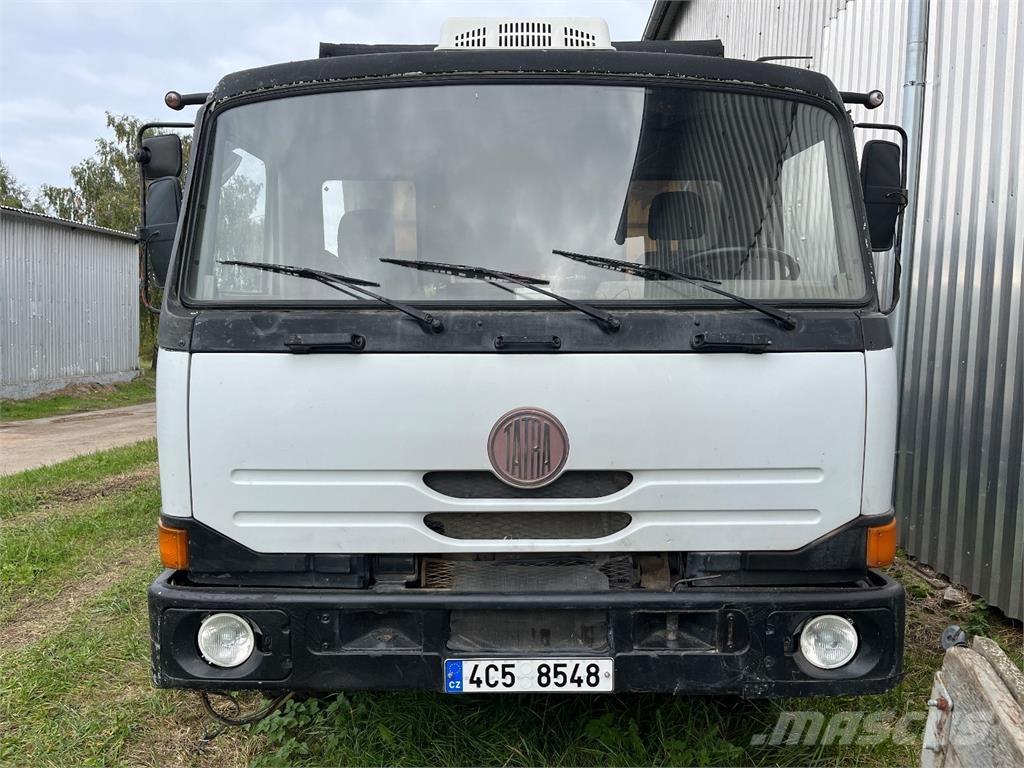Tatra T 815 6X6 Autobasculanta
