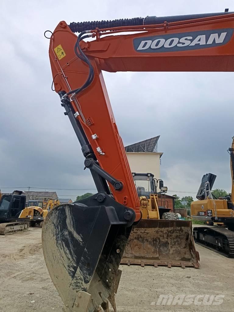 Doosan DX 300 LC Excavatoare pe șenile
