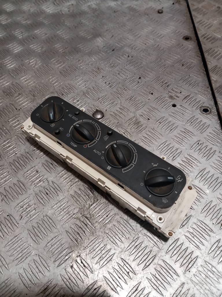 MAN TGM  81619906068 Cabine si interior