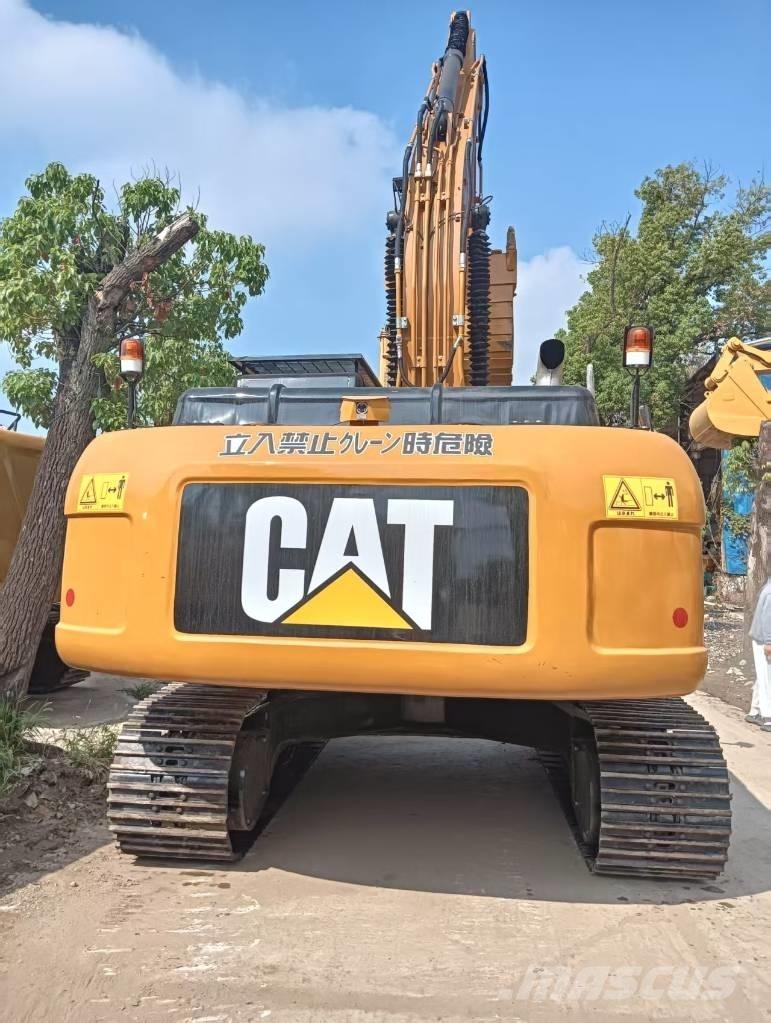 CAT 330 D Excavatoare pe șenile
