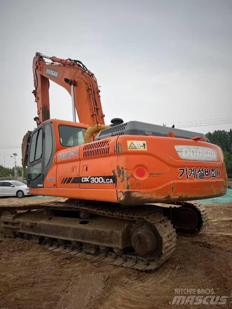 Doosan DX300LCA Excavatoare pe șenile
