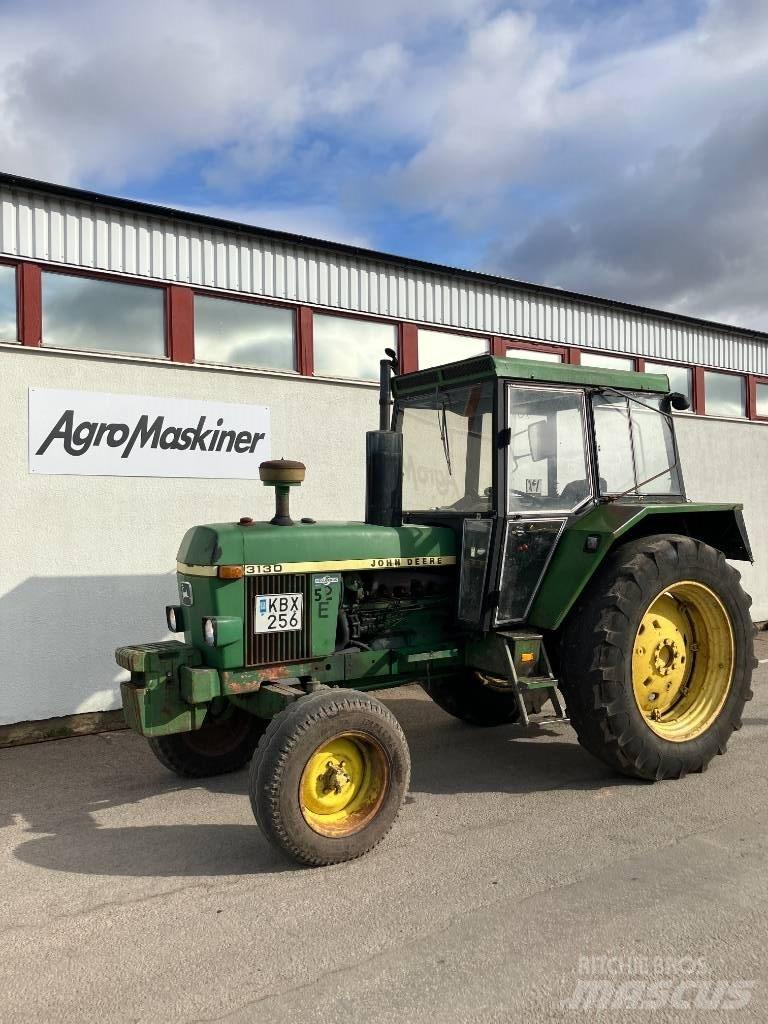 John Deere 3130 Tractoare
