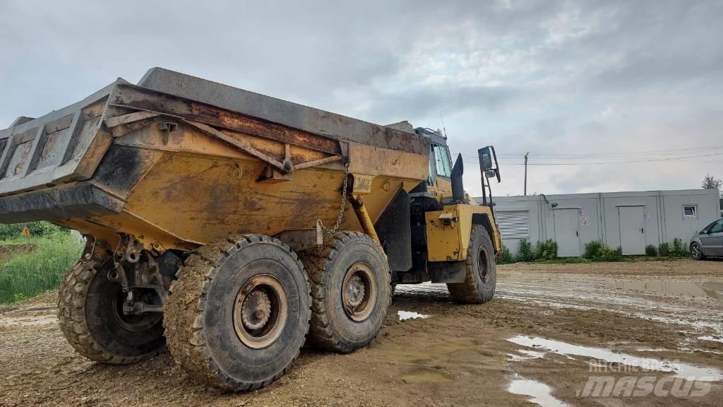 Komatsu HM300-2 Transportoare articulate