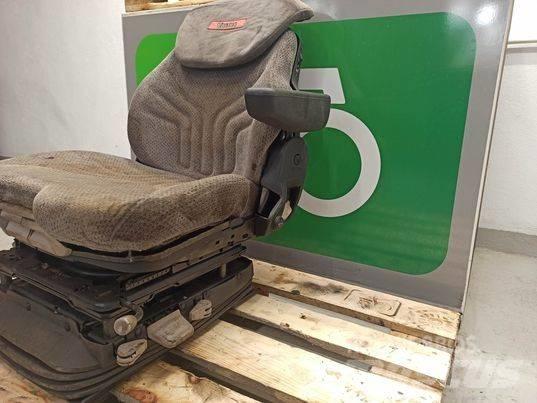 Valtra N 163 chair Cabine si interior