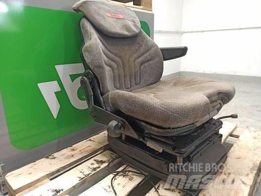 Valtra N 163 chair Cabine si interior