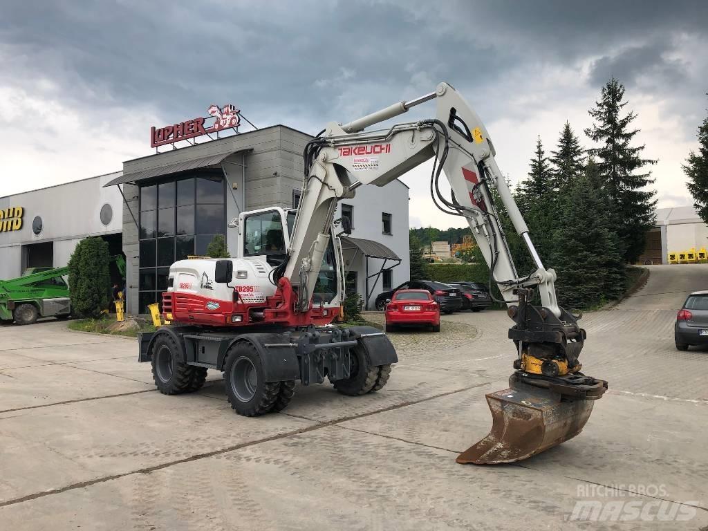 Takeuchi TB295W Excavatoare cu roti
