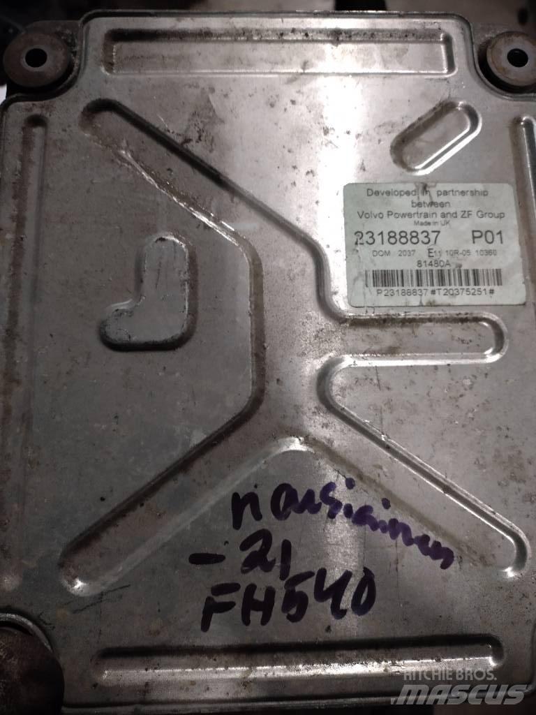 Volvo Moottori ecu Electronice