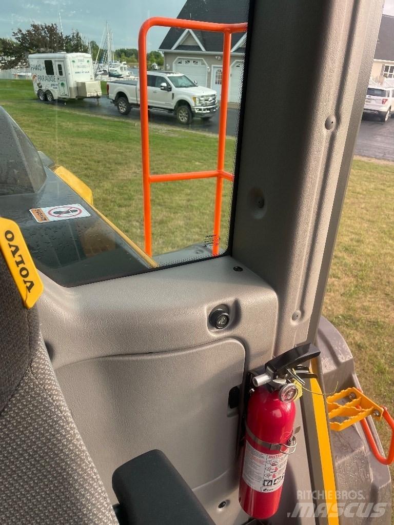 Volvo L120H Incarcator pe pneuri