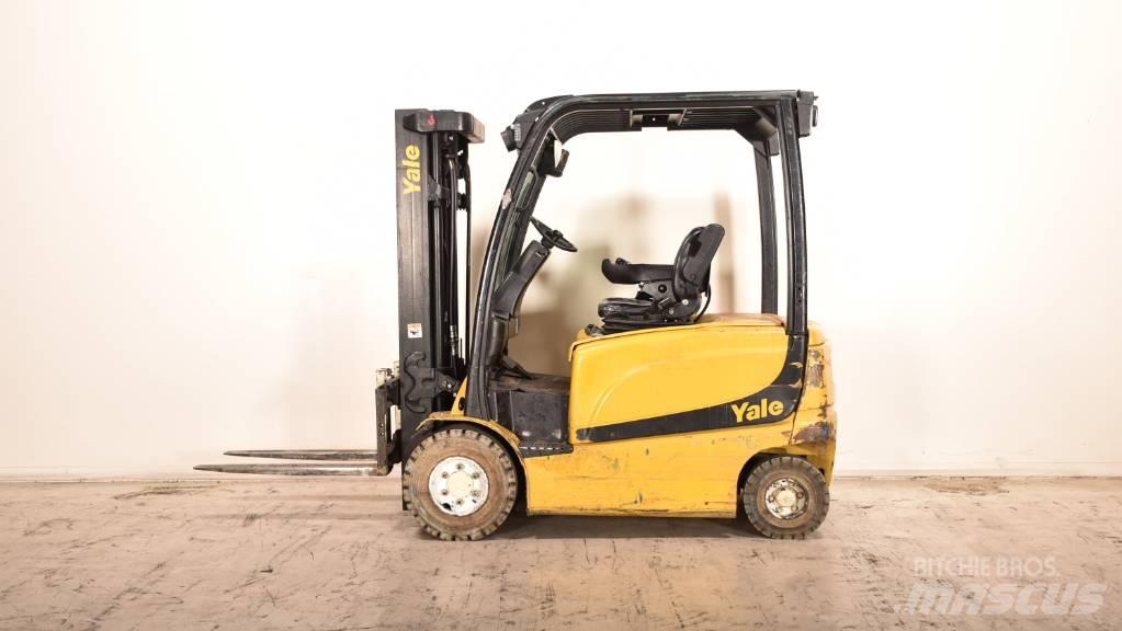Yale ERP25VL Stivuitor electric