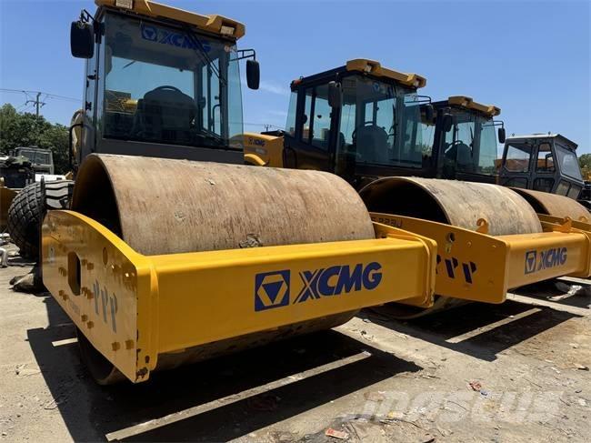 XCMG XS 223 J Compactoare monocilindrice
