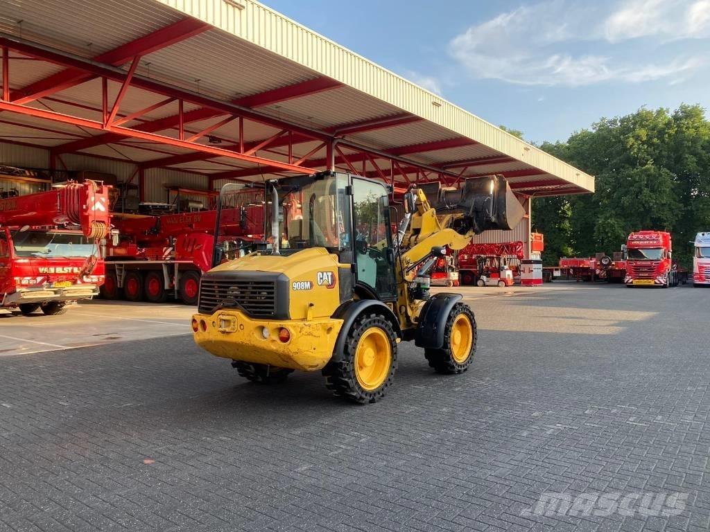 CAT 908M Incarcator pe pneuri
