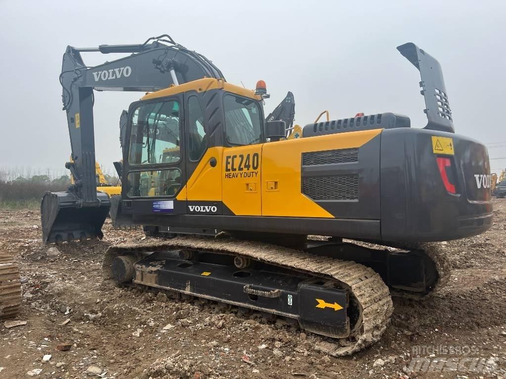 Volvo EC240BLC Excavatoare pe șenile

