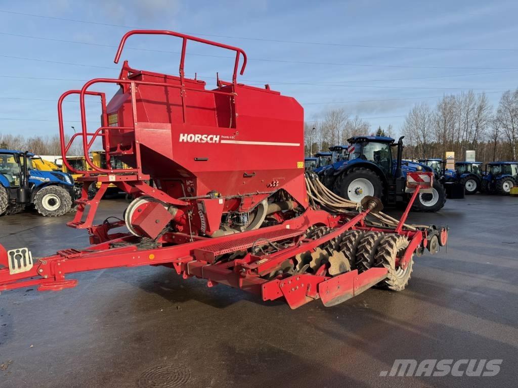Horsch Pronto 4 DC Perforatoare