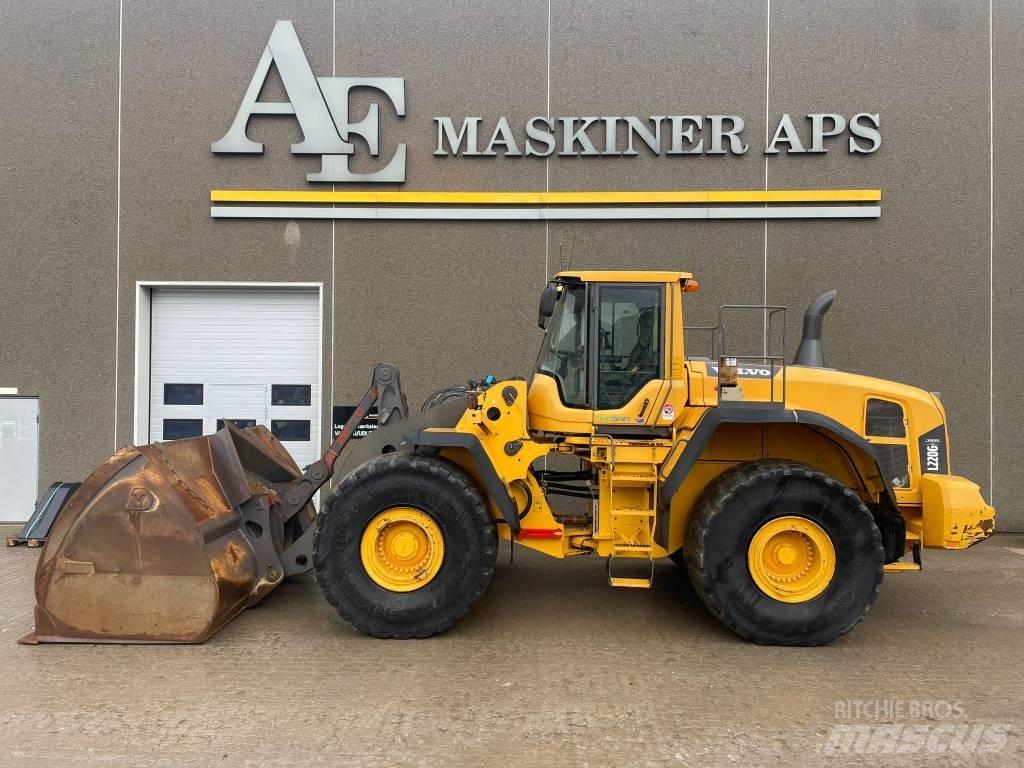 Volvo L220G Incarcator pe pneuri